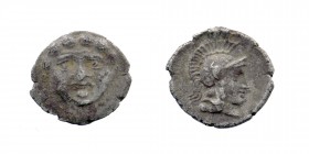 Pisidia. Selge circa 300-200 BC. Obol AR
Facing head of Gorgoneion / Helmeted head of Athena right.
SNG BN 1933; SNG PFPS 340.
0,81 gr. 13 mm