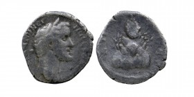 Cappadocia, Caesarea. Antoninus Pius AR Drachm 139 AD
laureate head right
Rev: Agalma of Mount Argaeus
Sydenham 298
2,79 gr. 17 mm