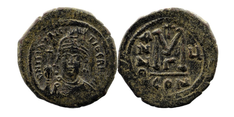 Tiberius II Constantine. 578-582. AR Follis Constantinople
12,15 gr. 30 mm