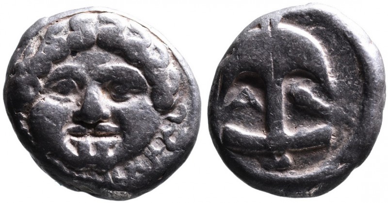 Thrace, Apollonia Pontica, late 5th-4th centuries.
Facing gorgoneion;
Anchor upr...