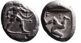 Pamphilia, Aspendos, ca. 460-430 BC
Hoplite with spear and shield advancing right;
Triskeles with human legs within incuse square, E_.
SNG COP 153-155...