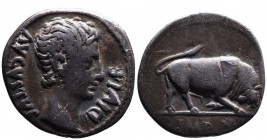 Augustus 27 BC - AD 14, Lugdunum Mint, 15-13 BC.
Bare head of Augustus right, AVGVSTVS DIVI F;
Bull charging right, IMP X in exergue.
RIC I 167a. Attr...