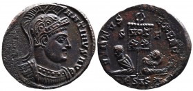 Constantine I the Great AD 307-337, Siscia Mint, ca. AD 320.
Helmeted and cuirassed bust of Constantinus I right, CONSTANTINVS AVG;
Standard inscribed...