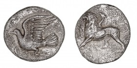 MONEDAS ANTIGUAS
SIKYONIA
Hemidracma. AR. (330-280 a.C.) A/Chimera en marcha a la izq. R/Paloma a izq. 2,66 g. BDC-Peloponnesos, 294. MBC