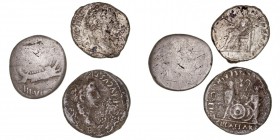 IMPERIO ROMANO
LOTES DE CONJUNTO
Lote de 3 monedas. AR. Denario. Augusto, Marco Antonio y Septimio Severo. Interesante. BC a RC-