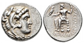 Imperio Macedonio. Alejandro III Magno. Tetradracma. 336-323 a.C. Arados. (Price-3309). Anv.: Cabeza de Heracles a derecha recubierta con piel de león...