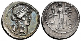 Claudia. Denario. 42 a.C. Roma. (Ffc-569). (Craw-494/23). (Cal-428). Anv.: Cabeza laureada de Apolo, detrás lira. Rev.: Diana lucífera con antorchas, ...