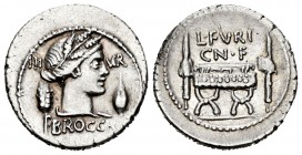 Furia. Denario. 63 a.C. Roma. (Ffc-735). (Craw-414/1). (Cal-606). Anv.: Cabeza de Ceres con corona de espigas a derecha entre grano de cebada y espiga...