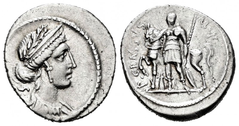 Licinia. Denario. 55 a.C. Roma. (Ffc-804). (Craw-430/1). (Cal-890). Anv.: Cabeza...