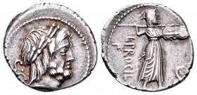 Procilia. Denario. 80 a.C. Roma. (Ffc-1083). (Craw-379/1). (Cal-1226). Anv.: Cabeza laureada de Júpiter a derecha, detrás SC. Rev.: Juno Sospita a der...