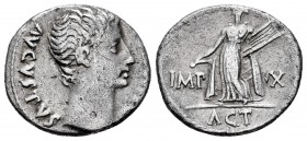 Augusto. Denario. 15-13 a.C. Lugdunum. (Ffc-111). (Ric-171). (Cal-828). Anv.: AVGVSTVS (DIVI F). Cabeza desnuda de Augusto a derecha. Rev.: IMP - X. A...