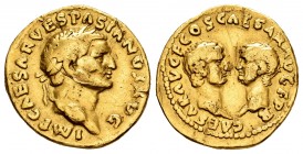 Vespasiano. Áureo. 69-71 d.C. ¿Tarraco?. (Ric-1301). (Cal-715). (Ch-4). Anv.: IMP CAESAR VESPASIANVS AVG. Busto laureado a derecha. Rev.: CAESAR AVG F...