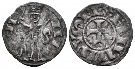 Reino de Castilla y León. Alfonso VIII (1158-1214). Dinero. Toledo. (Bautista-263.2). Anv.: Con creciente junto a la espada. Rev.: Dos roeles en el 3º...