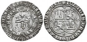 Reino de Castilla y León. Juan I (1379-1390). 1 real. Sevilla. (Bautista-799.2, como Juan II). Ag. 3,41 g. Flores de cuatro pétalos en los ejes del cu...