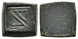 Ponderal para Dobla de la Banda. (Braña, numisma 260-A-1). Ae. 4,52 g. Medidas 13 x 13 mm. EBC-. Est...150,00. // ENGLISH: Ponderal for 'Dobla de la B...