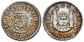 Felipe V (1700-1746). 1 real. 1744. México. M. (Cal 2019-521). Ag. 3,34 g. Buen ejemplar. EBC+. Est...300,00. // ENGLISH: Philip V (1700-1746). 1 real...