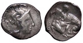 GRECHE - CALABRIA - Taranto - Diobolo - Testa di Atena a d. /R Ercole in ginocchio a d. strozza il leone Vlasto 1338 (AG g. 0,88)
BB