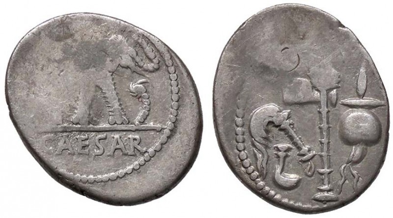 ROMANE IMPERIALI - Giulio Cesare († 44 a.C.) - Denario - Elefante a d. calpesta ...