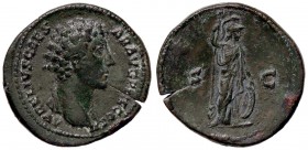 ROMANE IMPERIALI - Marco Aurelio (161-180) - Asse - Busto a d. /R Pallade stante a d. con lancia si appoggia a uno scudo C. 573 (AE g. 13,82) Bella pa...
