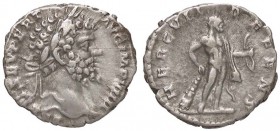 ROMANE IMPERIALI - Settimio Severo (193-211) - Denario - Testa laureata a d. /R Ercole nudo stante a d. con clava e arco C. 210; RIC 79 (AG g. 3,03)
...