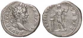 ROMANE IMPERIALI - Settimio Severo (193-211) - Denario - Testa laureata a d. /R L'Imperatore in abiti militari stante a s. con lancia sacrificante su ...