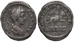ROMANE IMPERIALI - Caracalla (198-217) - Denario - Busto giovanile laureato e drappeggiato a d. /R La dea Celeste con fulmine e scettro su un leone ch...