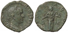 ROMANE IMPERIALI - Treboniano Gallo (251-253) - Sesterzio - Busto laureato a d. /R La Salute in piedi a d. alimenta un serpente che tiene tra le bracc...