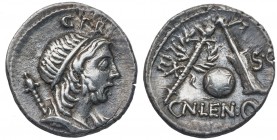 (hacia 76-75 a.C.). Gens Cornelia. Denario. (Bab. 54) (Craw. 393/1a). 3,90 g. MBC+/EBC-.