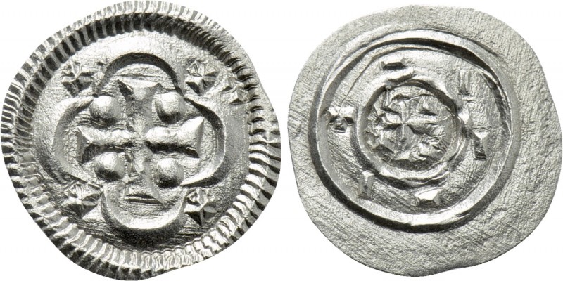 HUNGARY. Stephan II Denar (1116-1131). Denar. 

Obv: Cross in quatrefoil.
Rev...