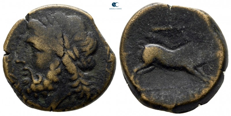 Apulia. Arpi 325-275 BC. 
Bronze Æ

21 mm., 8,45 g.



nearly very fine