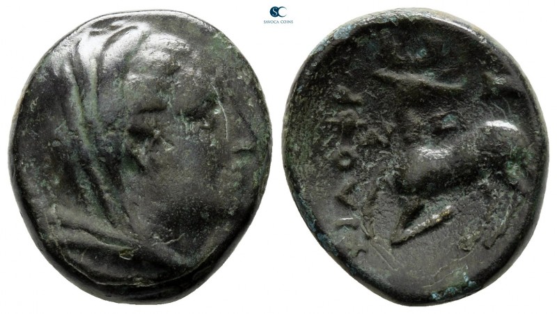 Ionia. Ephesos (as Arsinoeia) 290-281 BC. 
Bronze Æ

18 mm., 4,60 g.



v...