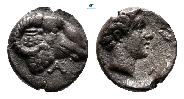 Caria. Kasolaba circa 400-350 BC. 
Hemiobol AR

7 mm., 0,42 g.



very fi...