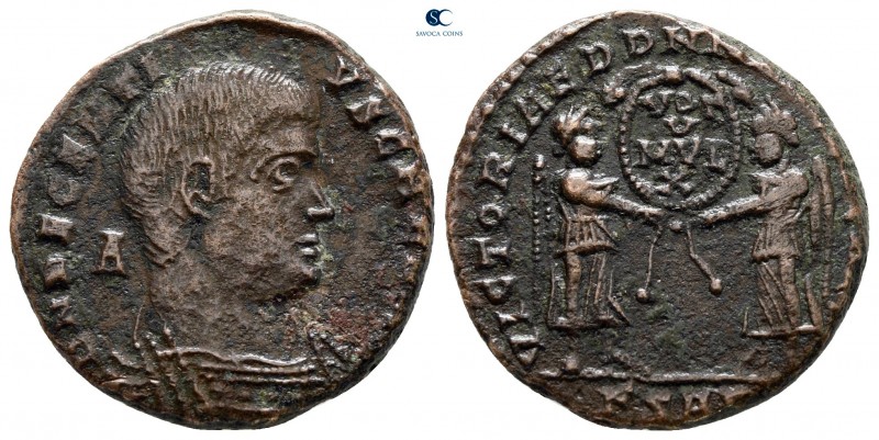 Decentius, as Caesar AD 350-353. Arelate
Centenionalis Æ

20 mm., 4,96 g.

...