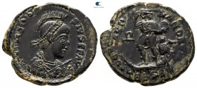 Theodosius I AD 379-395. Thessaloniki. Follis Æ