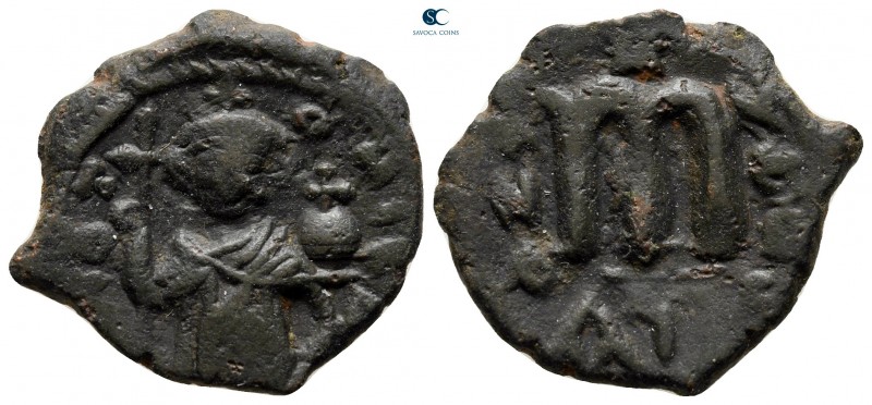 Constans II AD 641-668. Constantinople
Follis Æ

22 mm., 4,61 g.



very ...