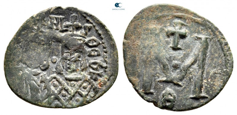 Michael II with Theophilus AD 820-829. Constantinople
Follis Æ

19 mm., 2,19 ...