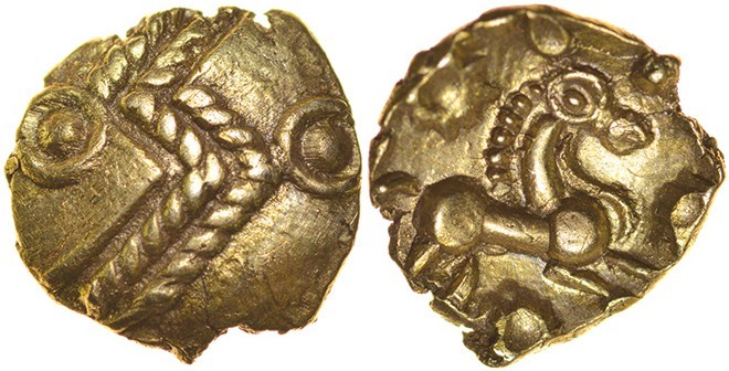 Finney’s Thunderbolt. c.55-45 BC. Gold quarter stater. 12mm. 1.19g. Zigzag chevr...