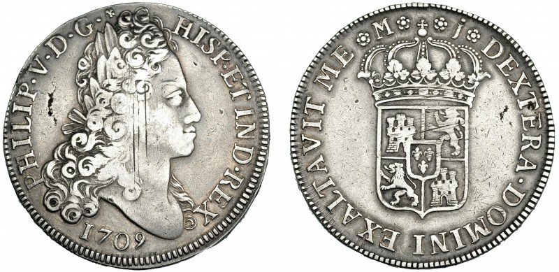 8 reales 1709. Madrid. J. Rev. no coincidente sobre eje horizontal. VI-1059. Hoj...