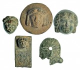 ROMA. Imperio Romano. Bronce. Lote de cinco apliques de bronce. Altura: 2,2-3,2 cm. Siglos I-III d.C..