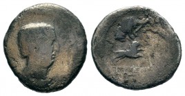JULIUS CEASAR, 49-48 BC. AR Denarius 
Condition: Very Fine

Weight: 3,16 gr
Diameter: 18,25 mm