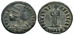 Fausta (307-326 AD). AE Follis
Condition: Very Fine

Weight: 2,85 gr
Diameter: 18,25 mm