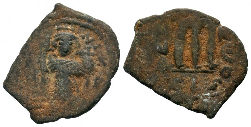 Arab-Byzantine Cut Coins Ae.
Condition: Very Fine

Weight: 4,04 gr
Diameter: 25,...