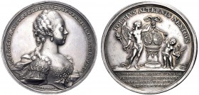 MEDAGLIE ITALIANE
NAPOLI
Ferdinando IV di Borbone, 1759 -1825. Medaglia 1768 opus Anton Franz Widemann. Ar gr. 25,94 mm 42,2 M CAROLINA AUSTR FERDIN...
