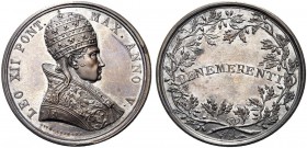 MEDAGLIE PAPALI
ROMA
Leone XII (Annibale Sermattei della Genga), 1823-1829. Medaglia straordinaria 1828 a. V opus G. Cerbara. Æ gr. 39,10 mm 43 LEO ...