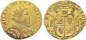 MONETE ITALIANE REGIONALI
MILANO
Filippo III re di Spagna e duca di Milano, 1598-1621. Da 2 doppie o quadrupla 1617. Au gr. 13,18 PHILIPP III REX HI...