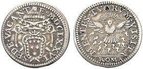MONETE ITALIANE REGIONALI
ROMA
Sede Vacante (Cam. Card. Paluzzi-Altieri), 1676. Grosso 1676. Ar gr. 1,46 Stemma sormontato da chiavi decussate. Rv. ...
