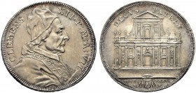 MONETE ITALIANE REGIONALI
ROMA
Clemente XII (Lorenzo Corsini), 1730-1740. Mezza piastra 1736 a. VII. Ar gr. 14,77 Busto del Pontefice a d. Rv. DECVS...
