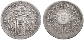 MONETE ITALIANE REGIONALI
ROMA
Sede Vacante (Cam. Card. Carlo Rezzonico), 1769. Giulio 1769. Ar gr. 2,53 SEDE VACAN TE MDCCLXIX Stemma ovale sagomat...