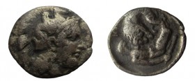 Diobol AR
Lucania. Herakleia c. 433-330 BC, Head of Athena to right, wearing Attic helmet decorated with Hippocamp / HPA, Herakles kneeling right, wr...