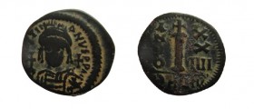 Nummi AE, Justinian I (527-565), Theoupolis (Antioch) mint, 4th officina. Dated RY 24 (550/551). Crowned and cuirassed facing bust, holding globus cru...